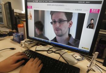 Fugitive Snowden seeks asylum in Ecuador - foreign minister | News ...