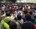 Comelec to review 'questionably high' 1.2M new voters for barangay polls http://images.gmanews.tv/v3/webpics/v3/2013/07/120_2013_07_31_21_48_50.jpg