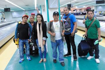 Eight Pinoy tent city occupants arrive from Jeddah