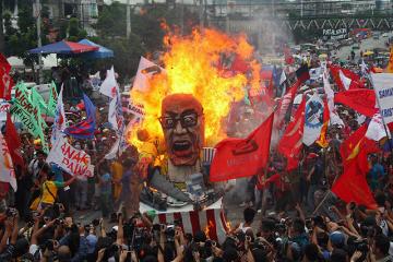 Rallies greet PNoys SONA