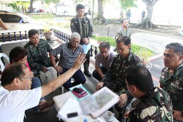 PNoy meets with his top men in Zambo