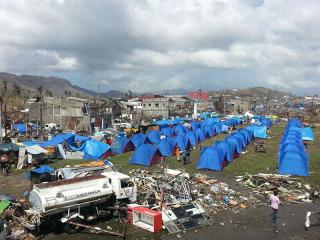 Tent city rises in Tacloban for Yolanda survivors