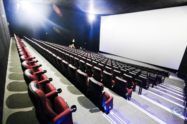 Butlers And Beanbags In Megamall S New Theaters