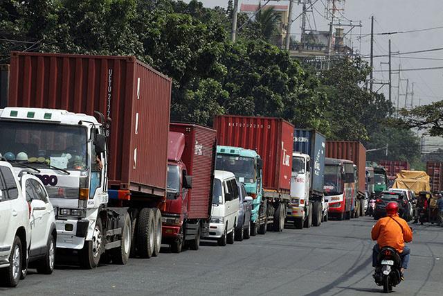 Quezon City Imposes Truck Ban Along Sauyo Road To Ease Quezon City Imposes Truck Ban Along Sauyo Road To Ease