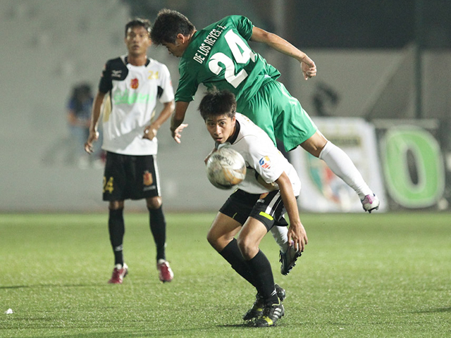 Stallion's Nathan Alquiros battles for the ball against Pasargad's Jean Delos Reyes. Alquiros scored a brace in their 5-0 win over Pasargad. 