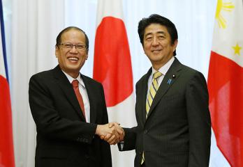 PNoy, Abe discuss territorial dispute with China 