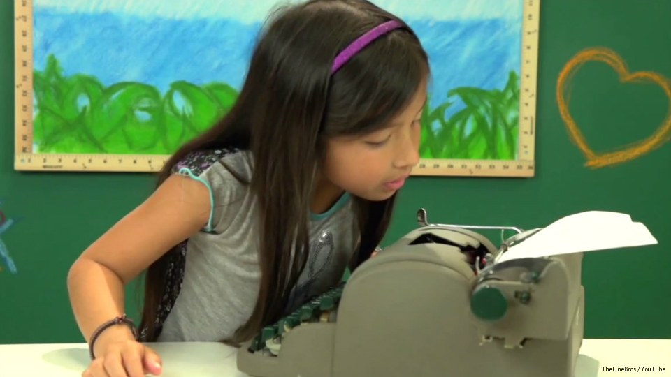 KIDS REACT TO TYPEWRITERS 