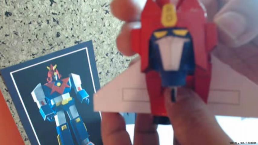 Watch Voltes V Fan Makes His Own Godaikin Robo Out Of Paper