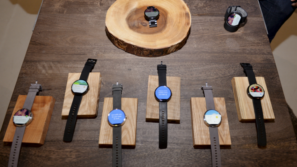 wrist gestures android wear