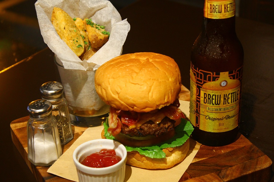 BiteSize Five musttry burgers in BGC GMA News Online