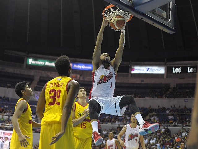 PBA: Alaska erases 18-point lead, draws first blood vs Star in semis opener - GMA News