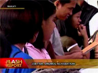 Youths troop to job fair in Makati