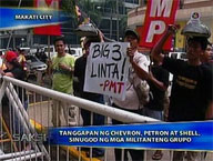  Saksi:  Militants rally outside offices of Big 3 oil firms
