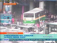 <b>QTV:</b> Passenger bus slams into post in QC