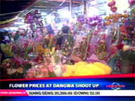   QTV:   Flower prices at Dangwa shoot up