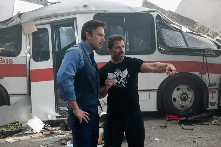 Behind-the-Scenes: Ben Affleck and director Zack Snyder. Photo from Warner Bros. Pictures 