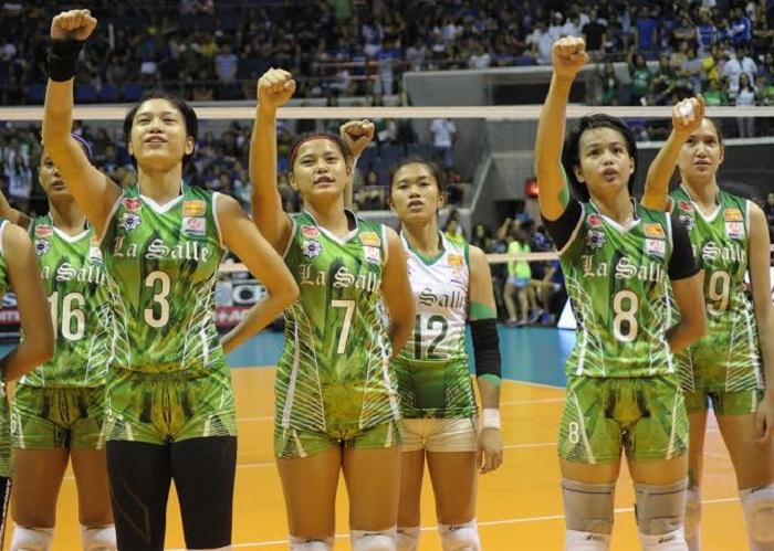 The Lady Spikers sing their alma mater hymn as they celebrate their Game 1 win. Photo by KC CRUZ, GMA News