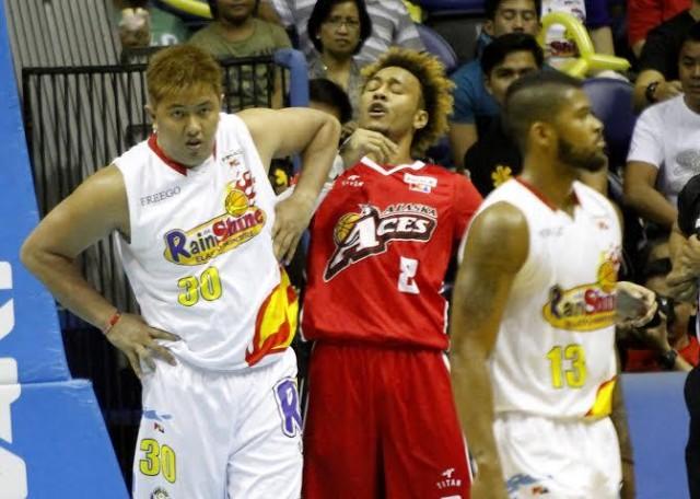 NO ELBOW ROOM. Rain or Shine's Beau Belga sneaks in an elbow to Calvin Abueva's face during a lull in the game. Photo by KC CRUZ, GMA News
