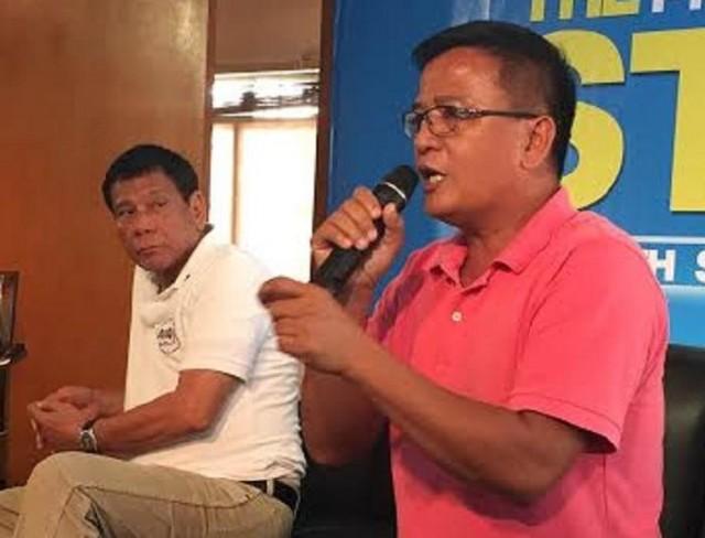 Former Marine captain Nicanor Faeldon fields questions as Mayor Rodrigo Duterte listens. Photo by TRISHA MACAS, GMA News