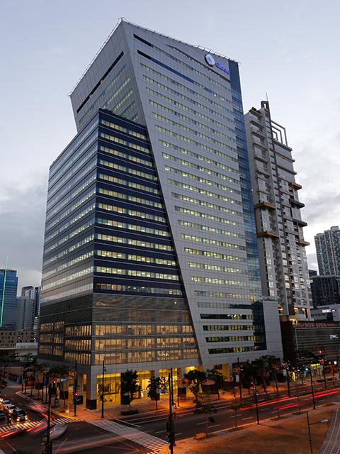 Red tape, high cost bar new players from telecom industry, says Globe - GMA News