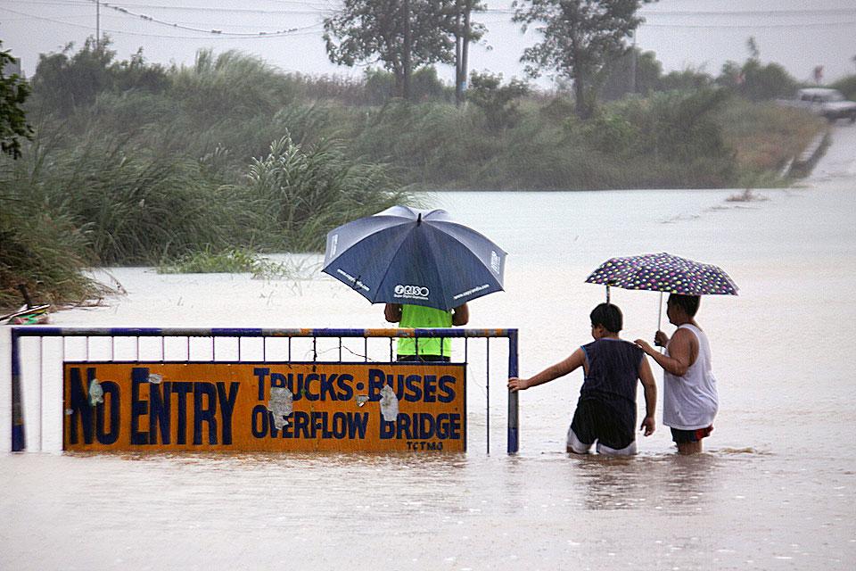 Telecom service down in Northern Luzon - GMA News