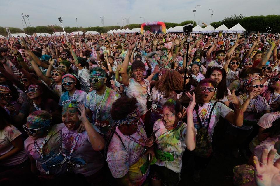 Color Manila Run celebrates fifth year GMA News Online