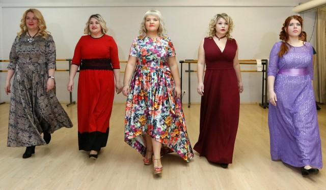 Models of the SibPlus Models agency and participants of the Miss Doughnut beauty competition walk during a rehearsal in Krasnoyarsk, Siberia, Russia March 4, 2017. Picture taken March 4, 2017. REUTERS/Ilya Naymushin 