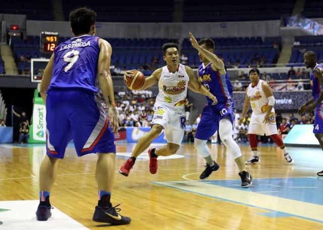 James Yap showed big game form for Rain or Shine. KC Cruz