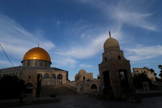 The Dome of the Rock is seen during sunset on the compound known to Muslims as al-Haram al-Sharif and to Jews as Temple Mount in Jerusalem's Old City, May 17, 2017. REUTERS/Ammar Awad 