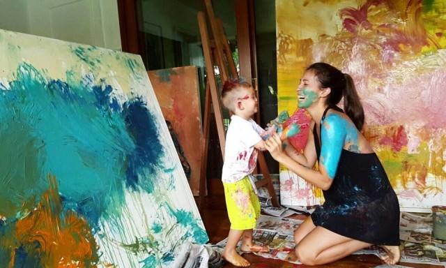 What Inspired Solenn Heussaffs Paintings For Her Second Exhibit