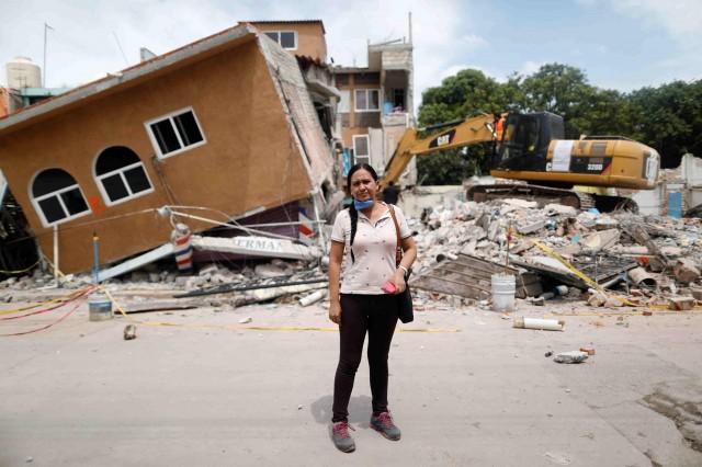 In the ruins of the home of Ana Maria Hernandez, in Jojutla de Juarez, Mexico, September 30, 2017. REUTERS/Edgard Garrido 