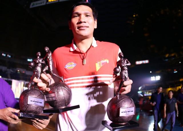 Fajardo was again the center of attention at PBA's annual awards on Wednesday. KC Cruz
