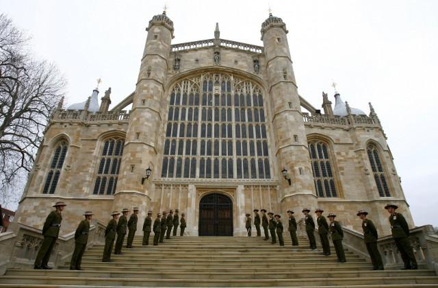 Gurkhas perform a step lining party, for a service of thanksgiving for Sir Edmund Hillary at St George's Chapel in Windsor Castle, Britain April 2, 2008. REUTERS/Luke MacGregor/File Photo
