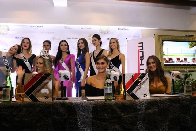 Pia surrounded by Miss Universe beauties at the press conference of the Miss Universe DOT Tour in Manila. Photo: Aya Tantiangco