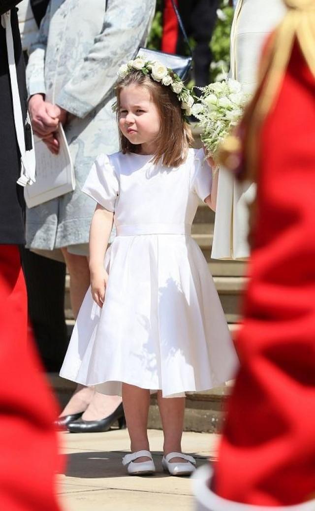 Princess charlotte dress clearance meghan markle wedding