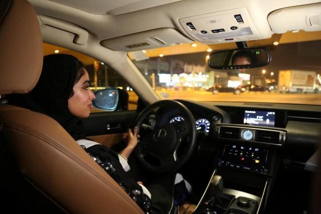 Saudi Arabia Overturns Ban On Women Driving Gma News Online