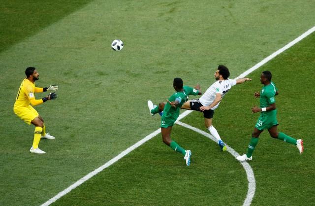 World Cup - Group A - Saudi Arabia vs Egypt - Volgograd Arena, Volgograd, Russia - June 25, 2018 Egypt's Mohamed Salah scores their first goal REUTERS/Jason Cairnduff