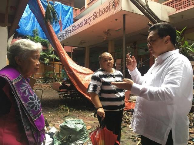 DepEd Sec. Leonor Briones (left) talks to school principal Jocelyn Carlos at Bagong Diwa Elementary School in Pandacan, Manila on June 5, 2018. Photo: Tina Panganiban-Perez