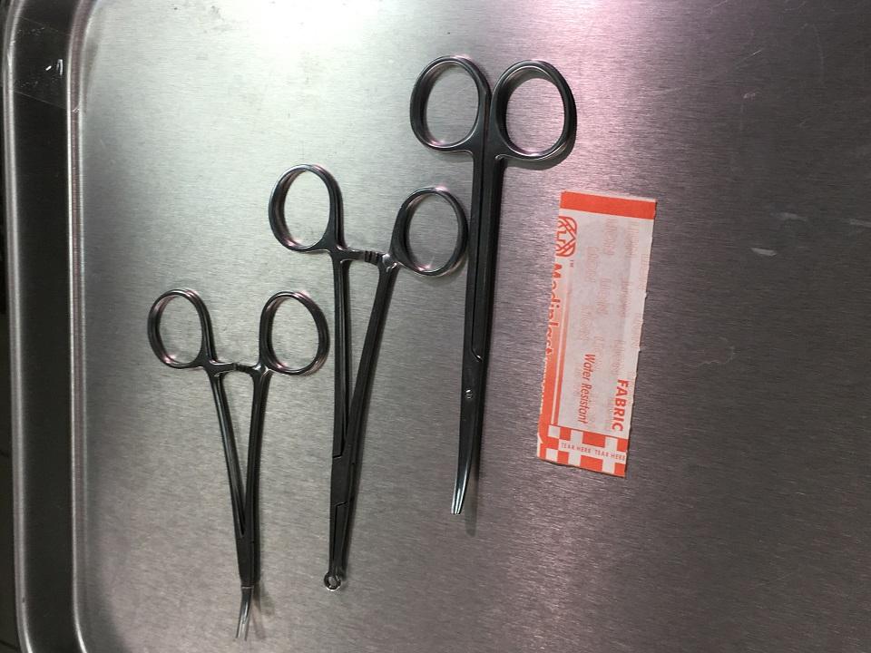 Thinking of getting a vasectomy? POPCOM says these are all the medical instruments needed for the procedure, which is painless. And the wound is so small, a regular adhesive is all thatâ€™s needed to cover it. Photo: Tina Panganiban-Perez