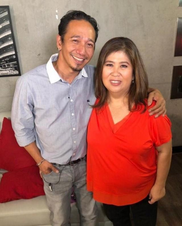 Ryan Mendoza is the OFW based in Italy who sought the help of Kapuso Mo, Jessica Soho in finding his real mother. Here Ryan is with Jessica.