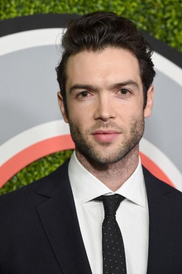 Ethan Peck attends the 2017 GQ Men of the Year party at Chateau Marmont on December 7, 2017 in Los Angeles, California. Michael Kovac/Getty Images for GQ/AFP Michael Kovac / GETTY IMAGES NORTH AMERICA / AFP