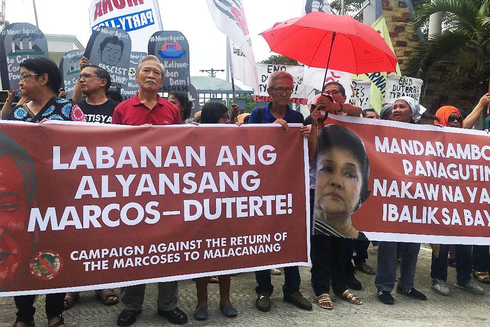 Anti Marcos Group Protests Outside Libingan Ng Mga Bayani As Marcos Kin