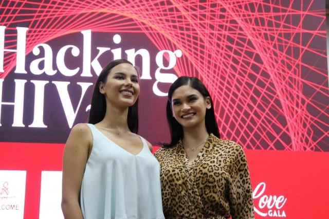 Miss Universe Philippines 2018 Catriona Gray and Miss Universe 2015 Pia Wurtzbach at the Hacking HIV 2.0 event, November 17, 2018. Photo: Aya Tantiangco.