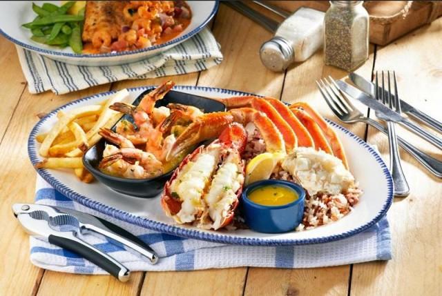Red Lobster America S 1 Seafood Restaurant Is Now Open In Pasay After Celebrating Its 50th Anniversary Earlier This Year And Having 745 Restaurants In 11 Countries Red Lobster Partnership With Restaurant Group The