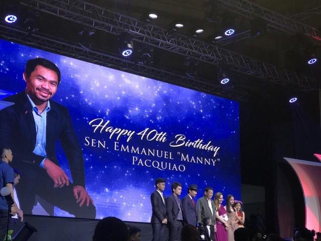 President Rodrigo Duterte is flanked by Manny Pacquiao and his family during the senator's birthday celebration in General Santos City on December 17, 2018. Photo: Mav Gonzales
