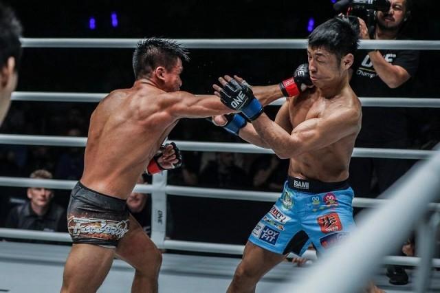 Abelardo lands a right straight. Photo by ONE