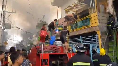 Fire Hits Residential Area In Barangay Baesa In Qc Gma News Online