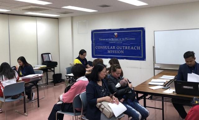 The Philippine Embassy in Tokyo holds an outreach program for passport applications, consular services, and voting inquiries. PHOTO: PHILIPPINE EMBASSY IN JAPAN