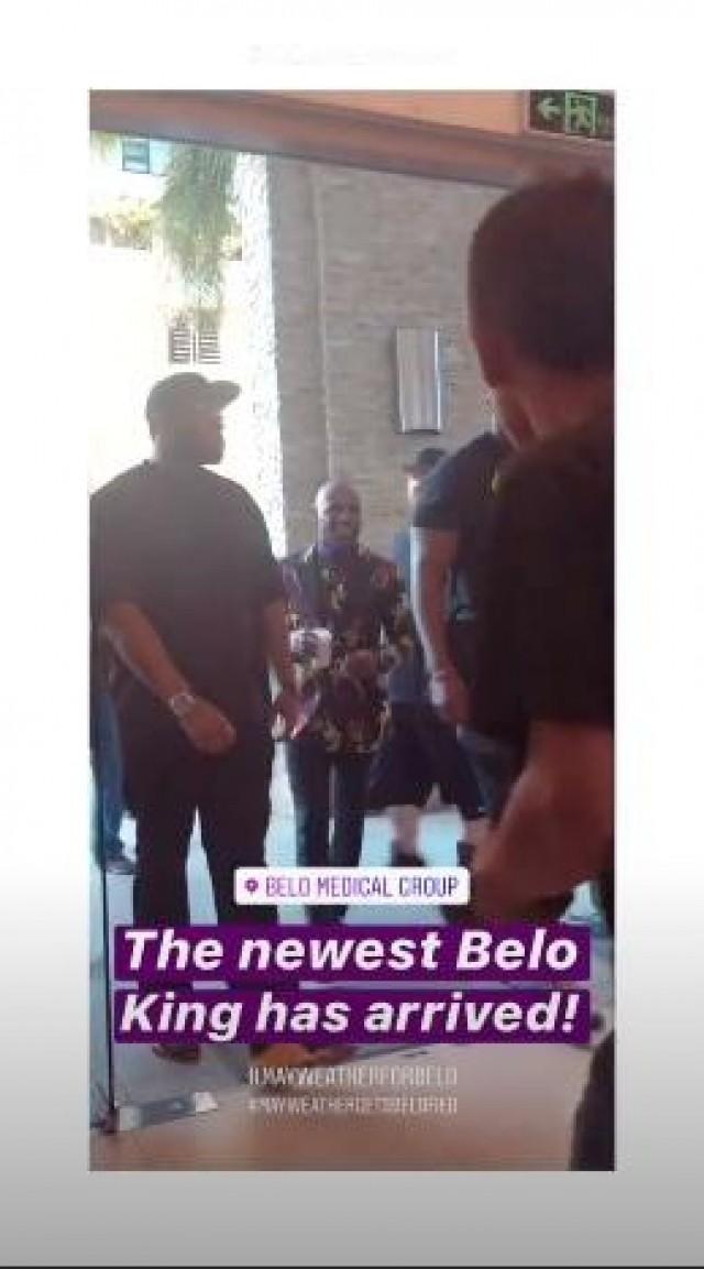 Mayweather arrives at the Belo clinic. Photo: Vicki Belo/Instagram Stories