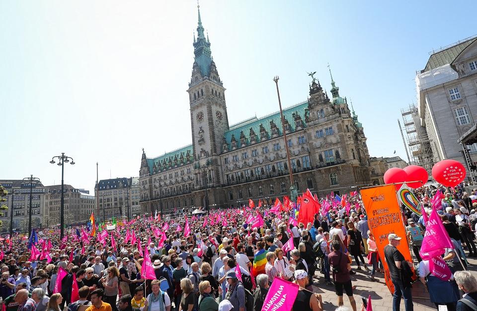 People attend a pro-Europe demonstration against nationalism and the far right in Hamburg a week before European elections on May 19, 2019. Christian Charisius/dpa/AFP